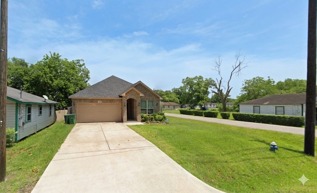 property at 7833 Colonial Ln