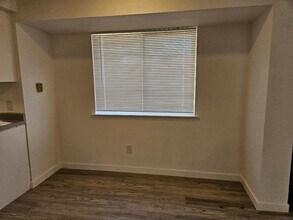 1511 W Mesa Park Dr in Round Rock, TX - Building Photo - Building Photo