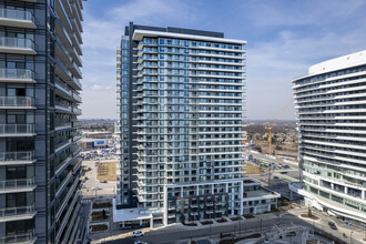 Skyrise Rentals in Mississauga, ON - Building Photo - Building Photo