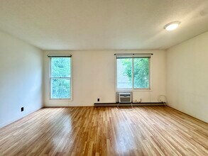 392 S Main St, Unit 76 in Providence, RI - Building Photo - Building Photo