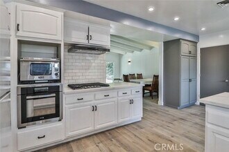 23540 Kivik St in Los Angeles, CA - Building Photo - Building Photo