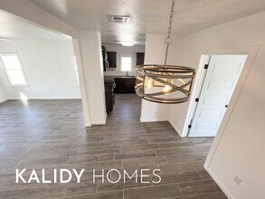 3504 N Westmont St in Oklahoma City, OK - Building Photo - Building Photo