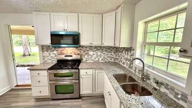 135 Haywood Valley Rd in Armuchee, GA - Building Photo - Building Photo