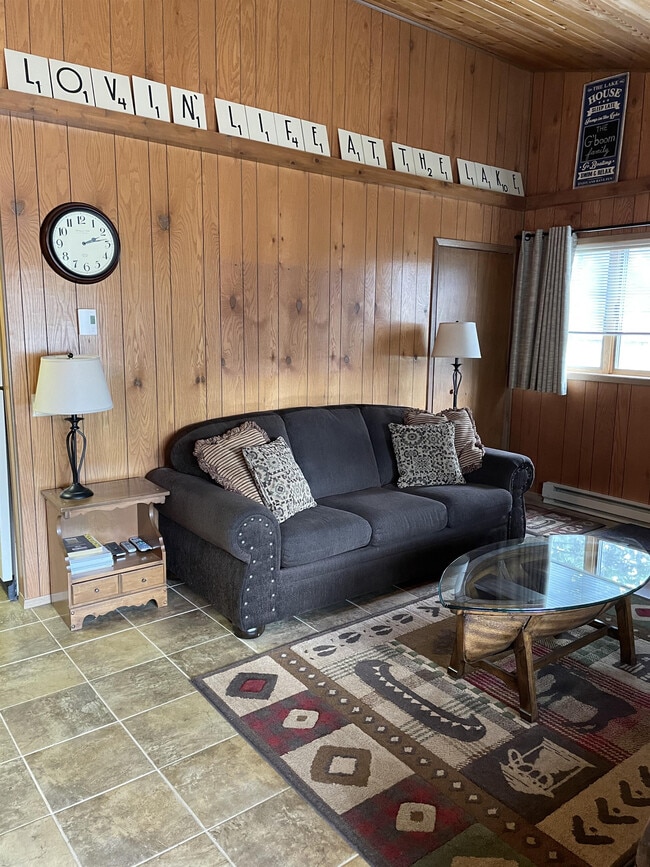 300 Bay Point Dr in Whitefish, MT - Building Photo - Building Photo