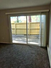 1333 N Camino Alto, Unit 2 bed 1 bath Condo in Vallejo, CA - Foto de edificio - Building Photo