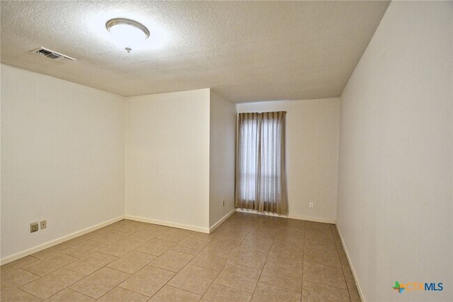 property at 736 Summerwood Dr