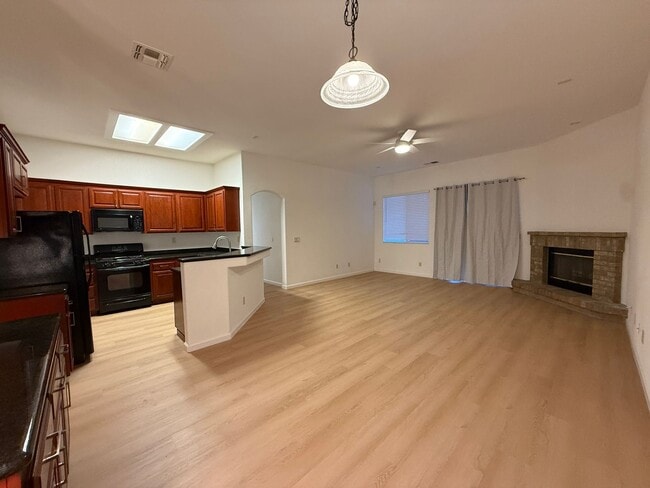 5953 Snow Leopard Cir in Elk Grove, CA - Building Photo - Building Photo