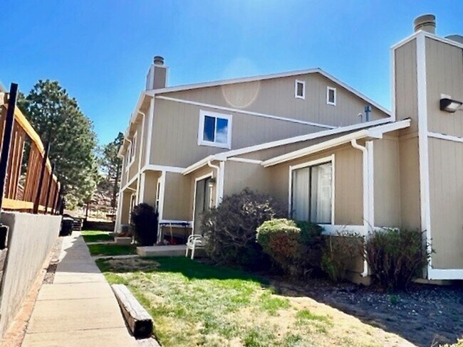 property at 2749 Hearthwood Ln