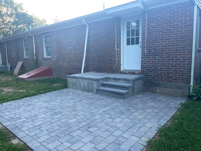 5-7 Knapps Park Dr in Fairfield, CT - Building Photo - Building Photo