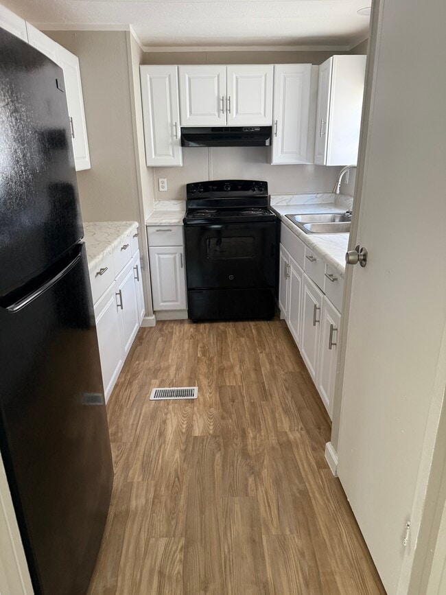 6201 W Bert Kouns Industrial Loop in Shreveport, LA - Building Photo - Building Photo