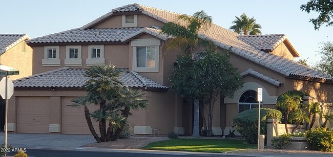 1345 W Lobster Trap Dr in Gilbert, AZ - Building Photo - Building Photo