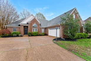 7376 Wendy Way in Walls, MS - Building Photo