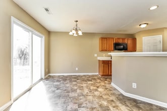 4819 Chapel Ridge Dr in Greensboro, NC - Building Photo - Building Photo