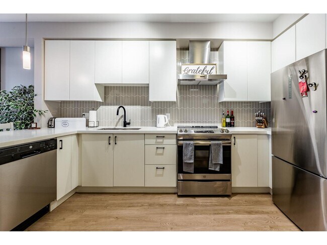 20838-20878 78B Avenue in Langley, BC - Building Photo - Building Photo