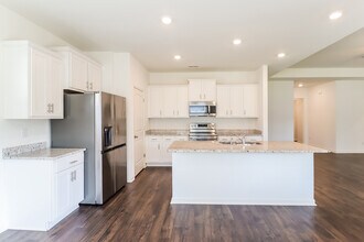 5611 Timber Leaf Lp in Bessemer, AL - Building Photo - Building Photo