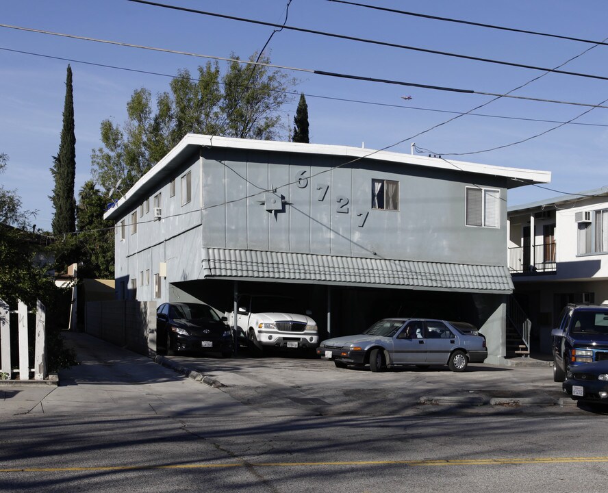 6727 Fulton Ave in Van Nuys, CA - Building Photo