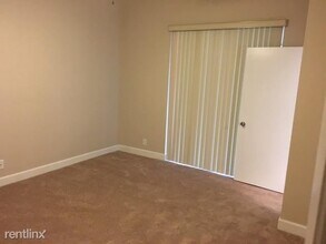 10700 NW 14th St in Plantation, FL - Foto de edificio - Building Photo