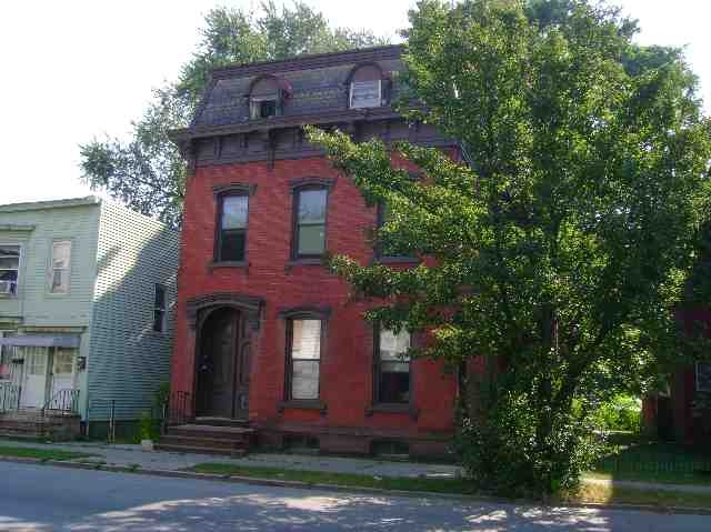 554 2nd Ave in Troy, NY - Foto de edificio - Building Photo