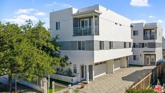 2614 Chariton St, Unit 2616 in Los Angeles, CA - Building Photo