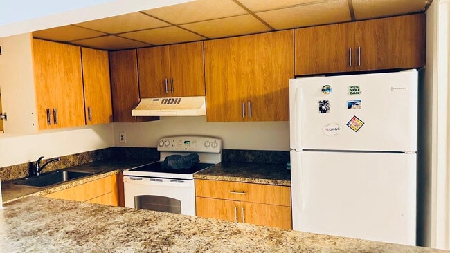 4170 Inverrary Dr in Lauderhill, FL - Building Photo - Building Photo