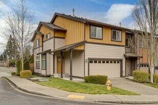 215 164th Pl SE in Bothell, WA - Building Photo