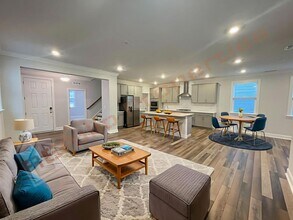 207 Edge Of Auburn Blvd in Raleigh, NC - Building Photo - Building Photo