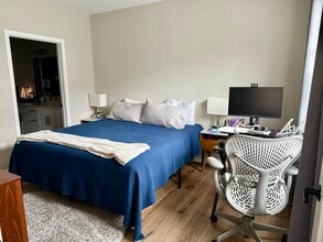450 Swann Ave, Unit Ives #407 in Alexandria, VA - Building Photo - Building Photo