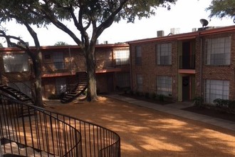 Southern Oaks Apartments in Houston, TX - Foto de edificio - Building Photo