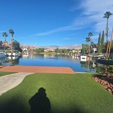8700 Captains Pl in Las Vegas, NV - Building Photo - Building Photo