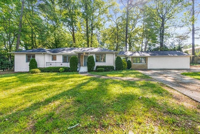 property at 3851 Wieuca Rd NE