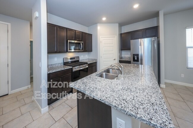 property at 9404 W Gambel Oak Ln