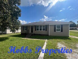 1805 US Hwy 72 W in Athens, AL - Building Photo