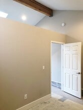1410 Calle Violeta in Thousand Oaks, CA - Building Photo - Building Photo