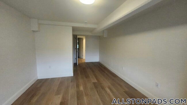 1079 Commonwealth Ave