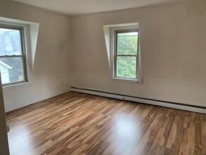 146 Allston St, Unit 3 in Cambridge, MA - Building Photo - Building Photo