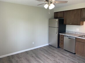 4173-4175 Campbell Dr SE in Salem, OR - Building Photo - Building Photo
