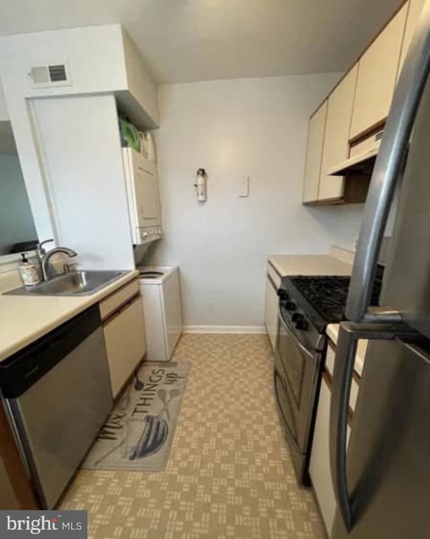 100 Park Blvd-Unit -16D in Cherry Hill Township, NJ - Building Photo - Building Photo