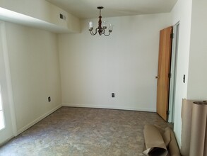 105 10th St in Colonial Beach, VA - Building Photo - Building Photo