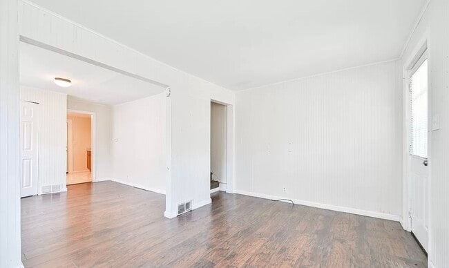 property at 606 Pine St