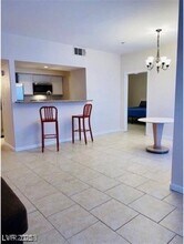 6650 W Warm Springs Rd in Las Vegas, NV - Building Photo - Building Photo