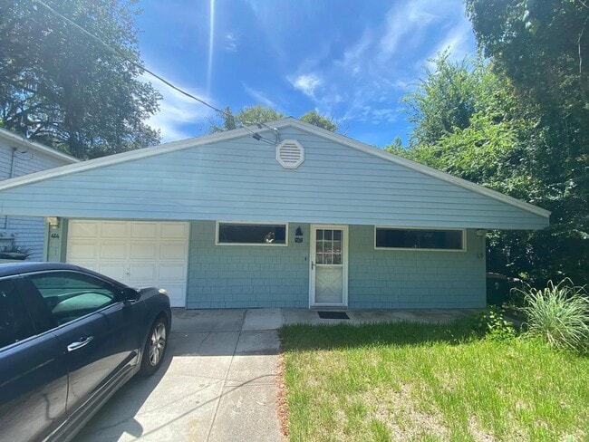 414 Sherry Dr