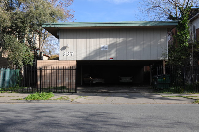 337 E Magnolia St in Stockton, CA - Building Photo - Building Photo