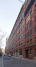 Midway Studios in Boston, MA - Foto de edificio - Building Photo