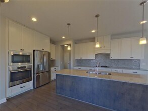 5135 White Star Ln in Woodbury, MN - Building Photo - Building Photo