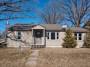 702 Main St in Onamia, MN - Building Photo - Building Photo