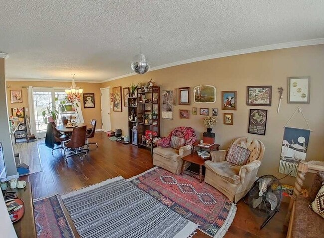 property at 2021 Beck St