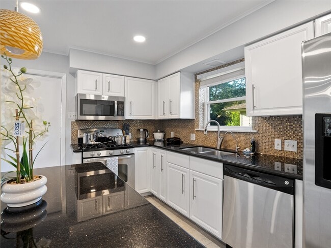 property at 9403 Timberside Dr