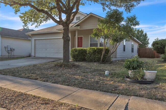 11605 Lapoynor St in Manor, TX - Building Photo - Building Photo