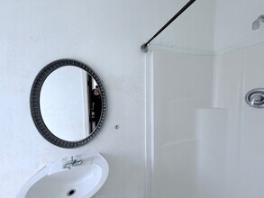 2225 Santa Fe S in Wichita, KS - Building Photo - Building Photo