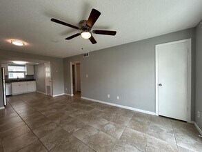 7002 S Kissimmee St in Tampa, FL - Building Photo - Building Photo